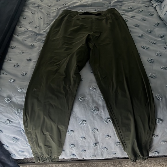 Bought them then wore them once, perfect condition - Picture 2 of 3